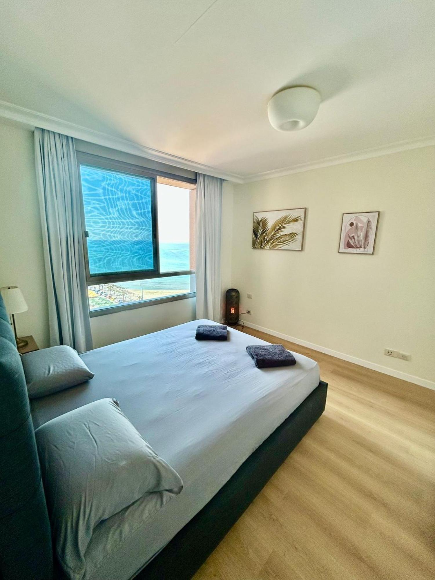Haifa Almog Tower- "Blue Reef" Suite On The Sea Zewnętrze zdjęcie